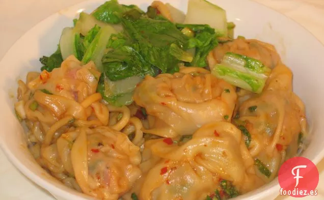 Fideos de Bola de Masa Picante