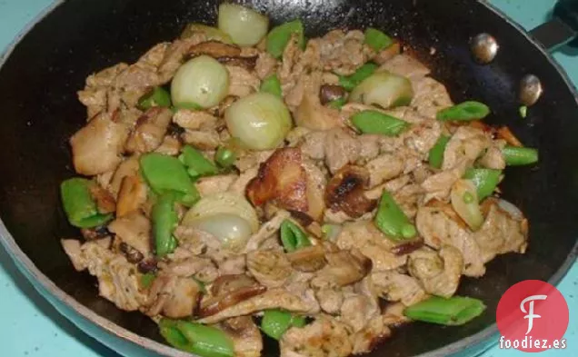 Salteado de Cilantro de Cerdo y Champiñones
