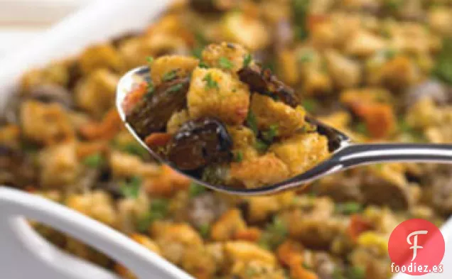 Cazuela de Relleno de Pavo y Pan de Maíz