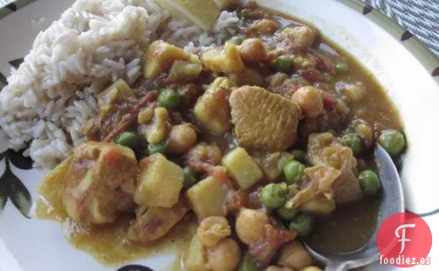 Sopa de Guisantes Partidos Con Cebollas Caramelizadas y Semillas de Comino