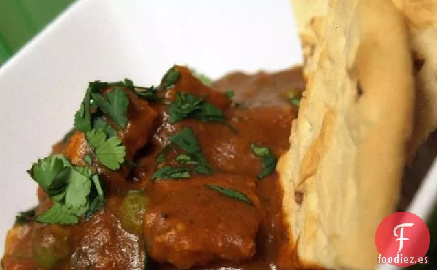 Ragu de Conejo Cocido lento W. Garbanzos, Romero y Ajo