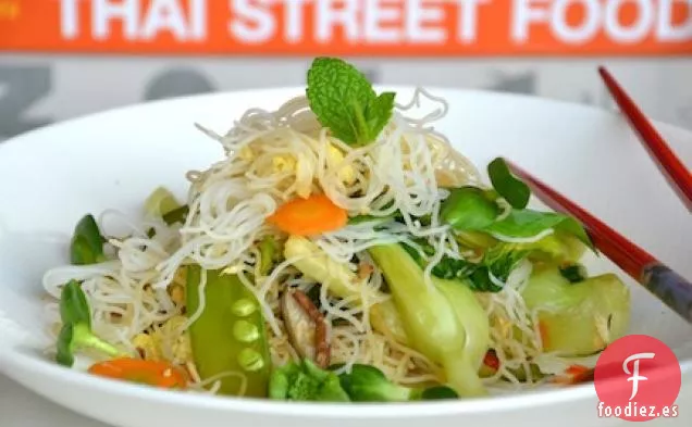 Fideos De Arroz Salteados Con Verduras