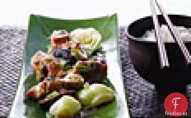 Pollo Al Vapor Con Champiñones Negros Y Col China