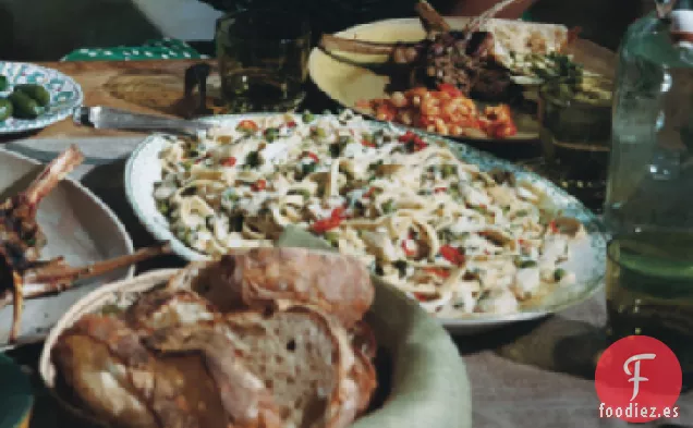 Pasta Fresca con Carne de Cangrejo, Guisantes y Chile