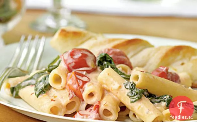 Ziti con Espinacas, Tomates Cherry y Salsa de Gorgonzola