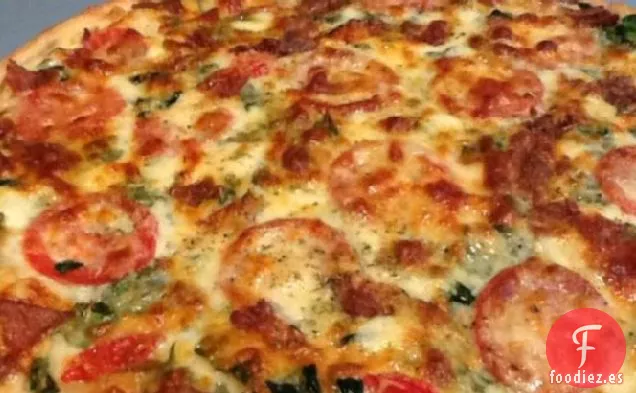 Pizza de Tocino, Tomate y Espinacas