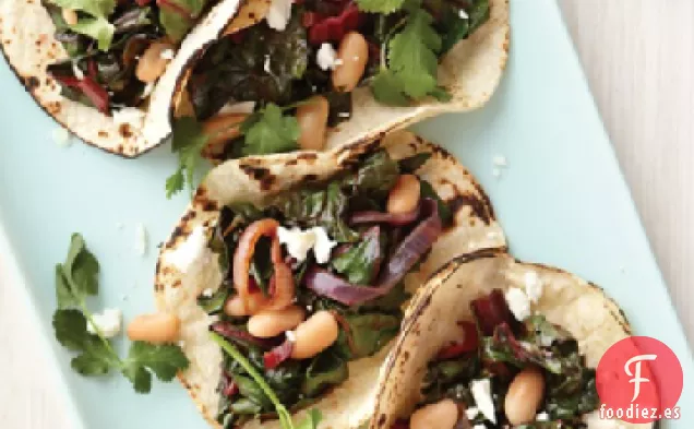 Tacos de Frijoles y Verduras con Queso de Cabra