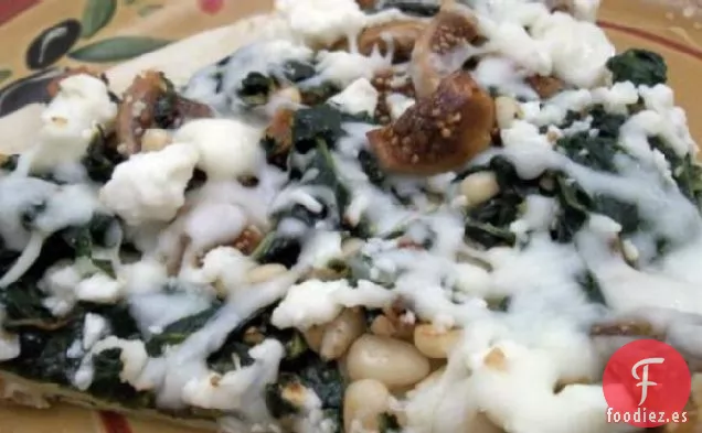 Acelgas Arcoíris Con Higos, Ajo, Piñones y Queso Feta