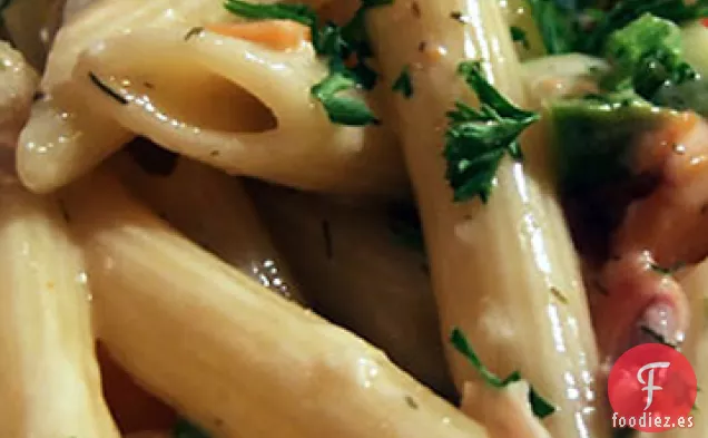 Penne con Salchicha Picante y Acelgas