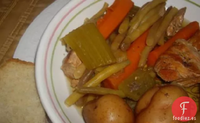 Olla de Pollo Al Fuego