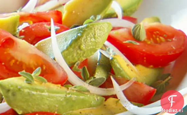 Ensalada de Tomate, Aguacate y Cilantro