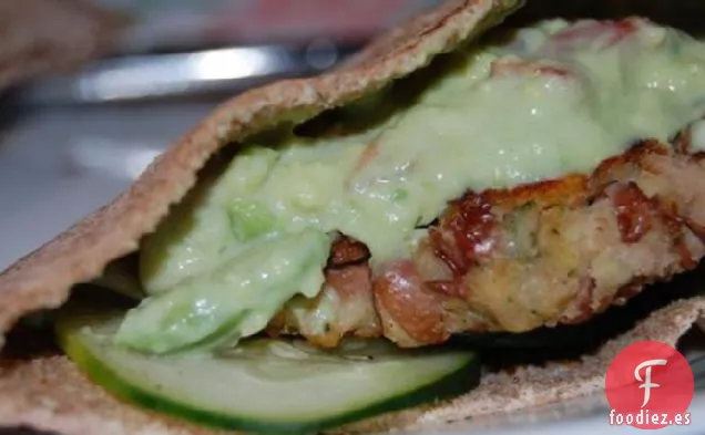 Falafel Con Crema de Aguacate-Hamburguesas Vegetarianas Con Guacamole