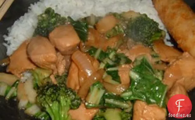 Brócoli de Pollo Al estilo de Ca - Unieng