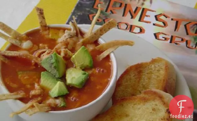 La Famosa Sopa de Tortilla de Pollo de Dionicia