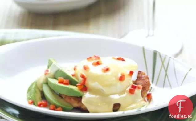 Pasteles de Cangrejo Caribeño Benedict