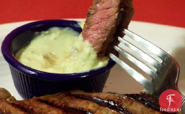 Filetes A La Parrilla Con Guacamole De Rábano Picante