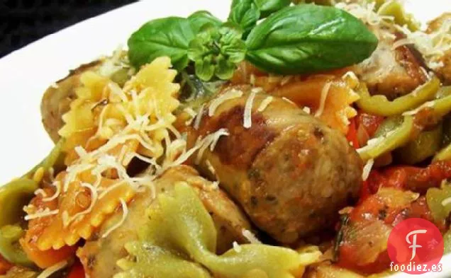 Salchicha de Pavo Italiano y Pimientos Con Pasta de Pajarita