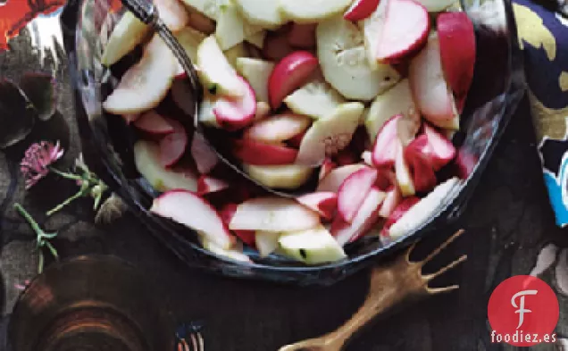 Ensalada Dulce de Pepino y Rábano