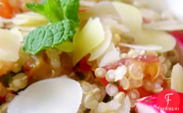 Ensalada de Quinua con Tomate y Menta