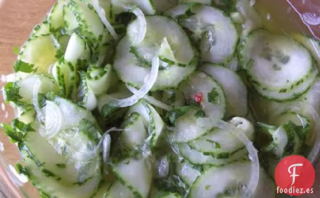 Pepinos Marinados Con un Toque Tailandés