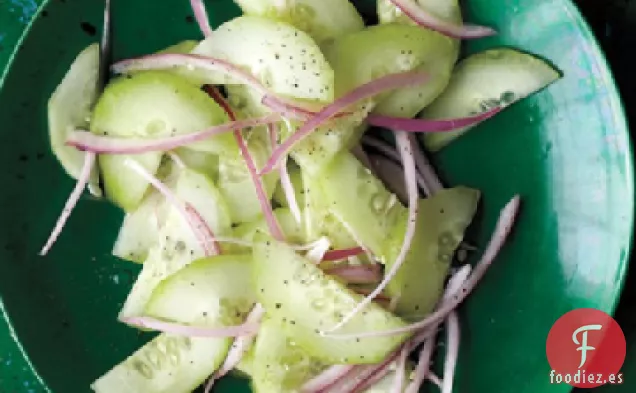 Ensalada Rápida de Pepino En Escabeche