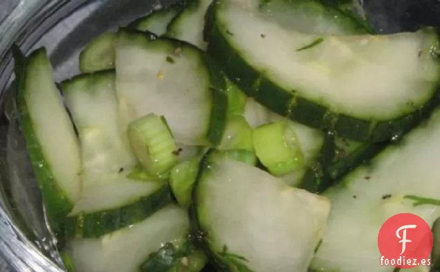 Pepinos Simplemente Marinados