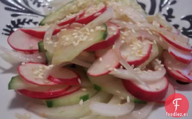 Ensalada de Pepino y Rábano al Estilo Japonés