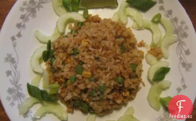 Arroz Frito Vegano Tailandés (Khao Phad Jay)