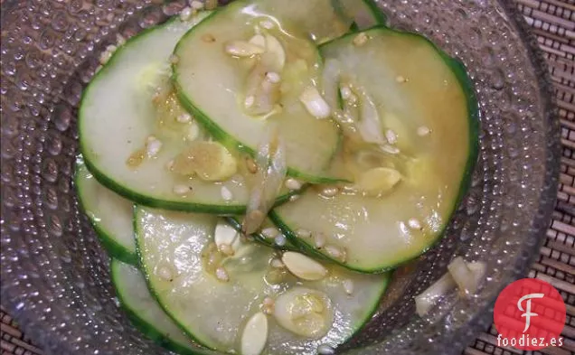 Ensalada de Pepino y Sésamo