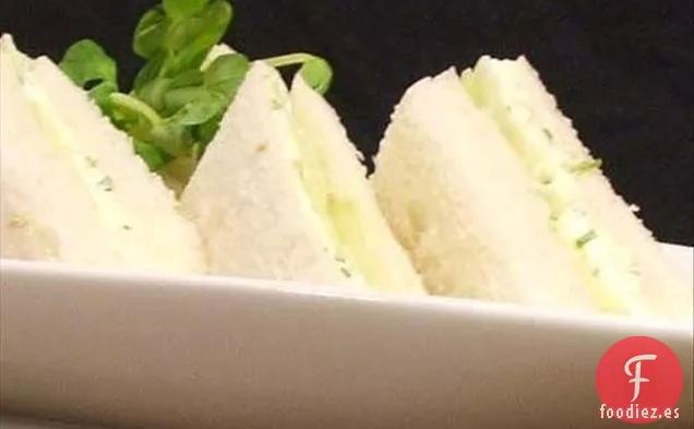 Sándwiches de Té de Menta y Pepino