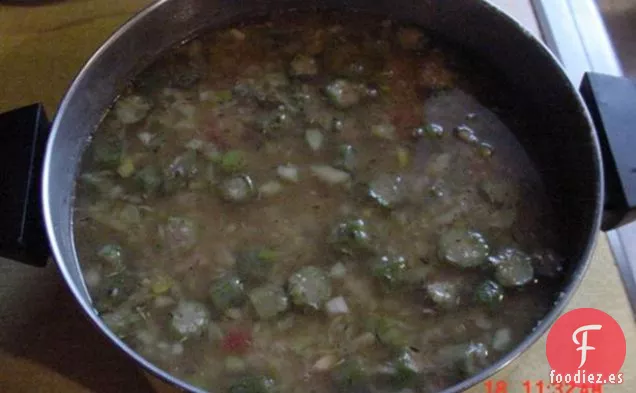 Pechugas De Pollo Ennegrecidas Con Pepino Marinado (Bajo En Carbohidratos)