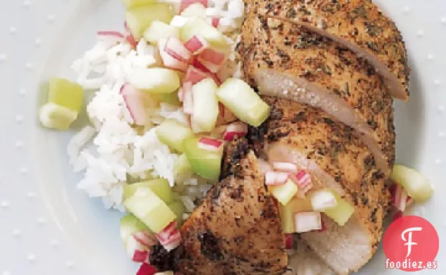 Pollo Jerk con Condimento de Pepino