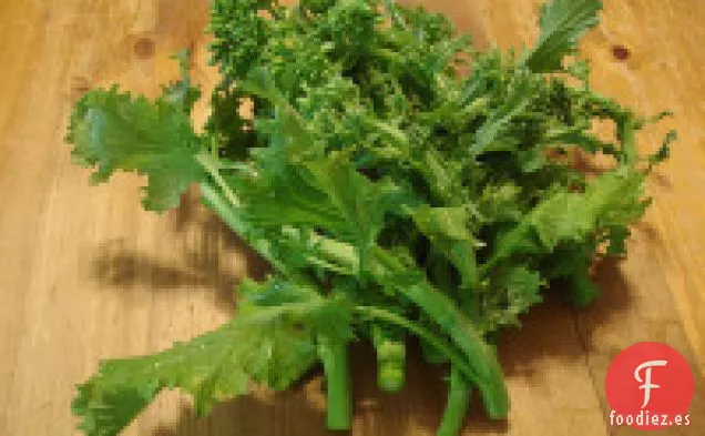 Cocina el Libro: Brócoli Rabe con Chiles y Ajo