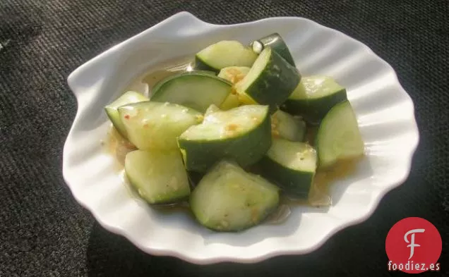 Ensalada de Pepino al Estilo Asiático