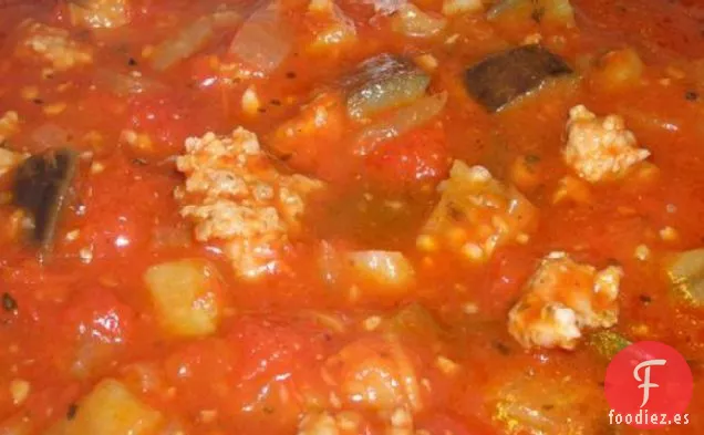 Sopa de Salchicha de Tomate y Berenjena