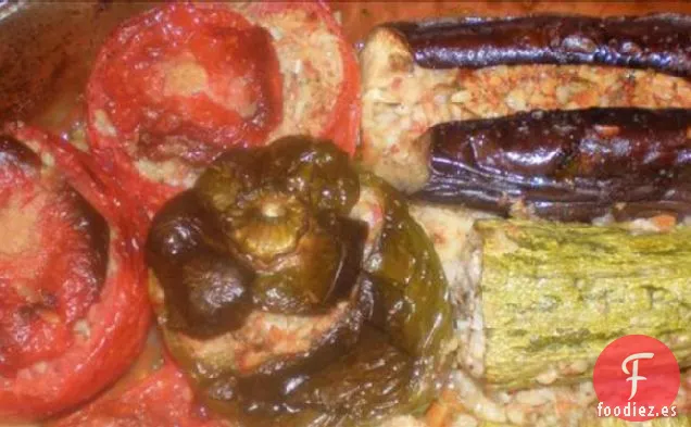 Yemista de Mamá (Verduras Rellenas Griegas Con Arroz)