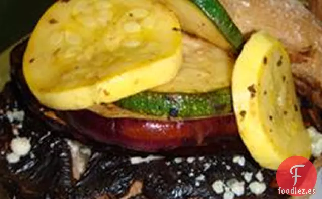Hamburguesas de Champiñones Portobello y Vegetales a la Parrilla