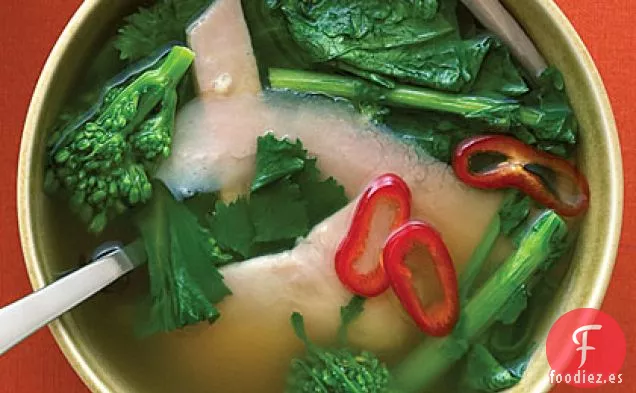 Brócoli Rabe y Jamón en Caldo de Jengibre