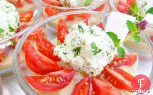 Crema De Berenjena Con Pesto De Queso Feta