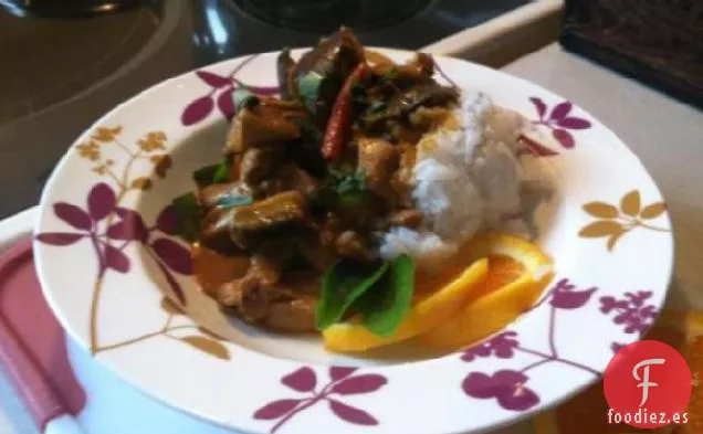 Pollo al Curry Rojo y Berenjena (Berenjena)