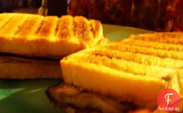 Sándwiches de Berenjena a La Parrilla con Queso