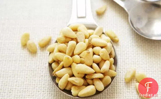 Lubina con Azafrán, Jerez y Piñones