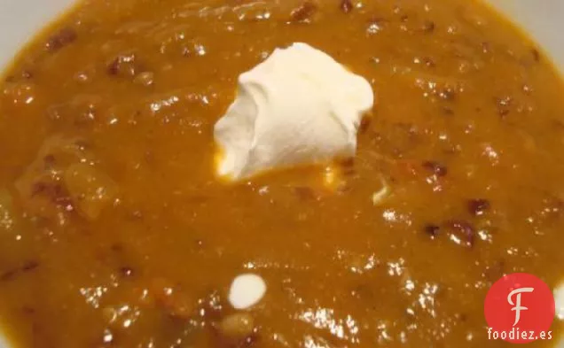 Sopa de Calabaza de Frijoles Negros