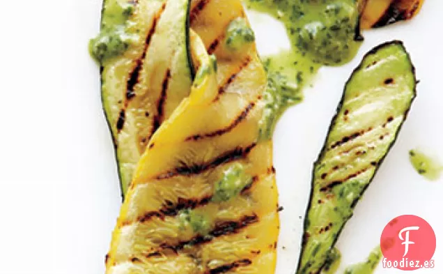 Calabacín a la Parrilla con Aderezo de Suero de Mantequilla y Albahaca
