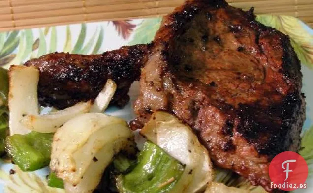 Brochetas De Carne Con Verduras