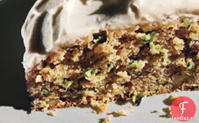 Pastel de Calabacín y Nueces con Glaseado de Queso Crema