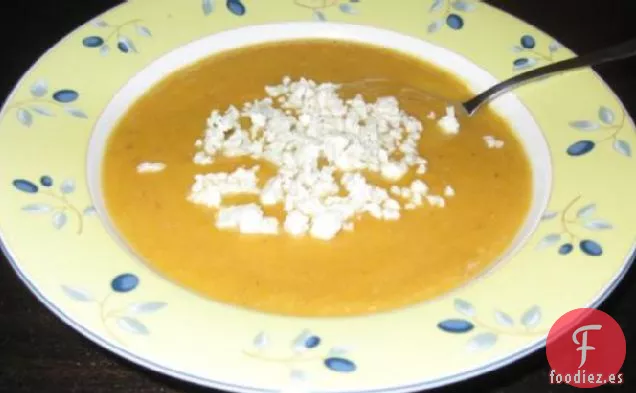 Sopa De Pera Asada Con Queso Azul Desmenuzado