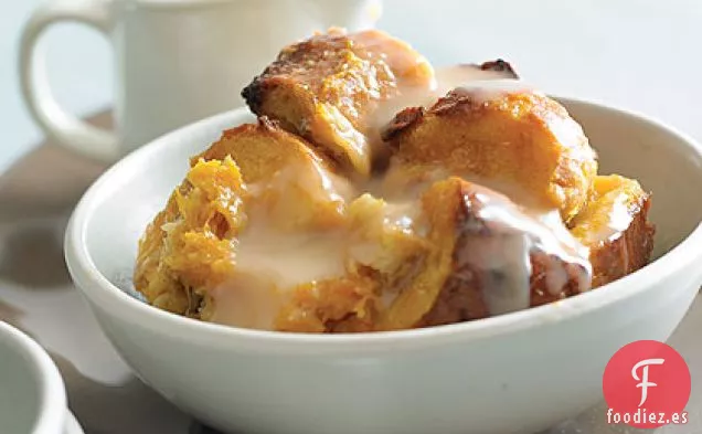 Budín de Pan de Calabaza con Salsa de Tres Leches
