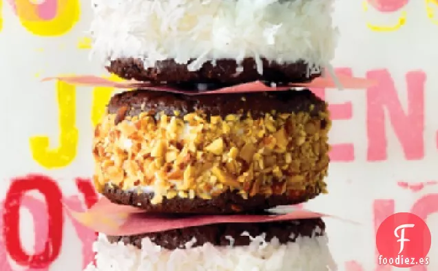Sándwiches de Helado de Coco y Almendras