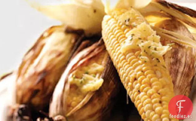 Maíz a la Parrilla con Mantequilla de Cebollino